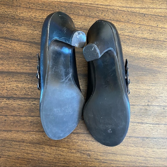 Candie’s Black Mary Jane Heels with Triple Strap Buckles size 7 - Picture 5 of 5